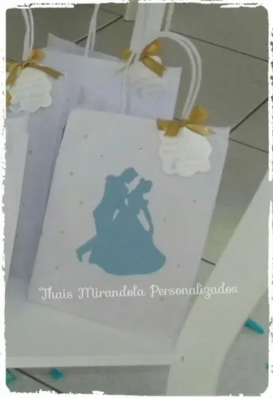 10 Sacolinhas de Papel 3D Princesas