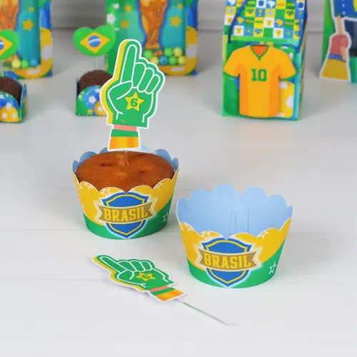 12 Saias Cupcake + Toppers Copa do Mundo - Brasil