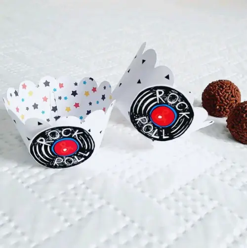 12 Saias Cupcake com aplique 3D Rock