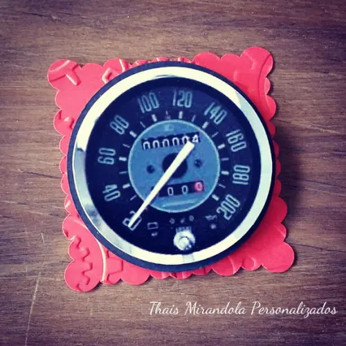 30 Apliques 3D Carros Vintage (quadrado)