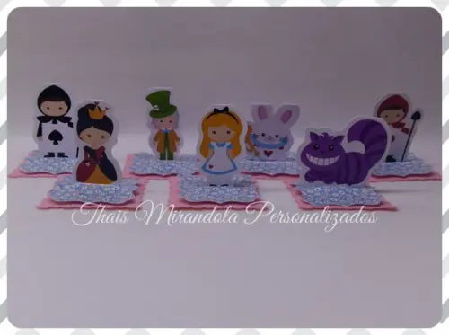 30 Apliques 3D Totem Alice (quadrado)