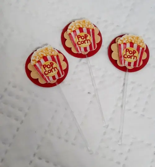 30 toppers 3D Pipoca, com palitinho