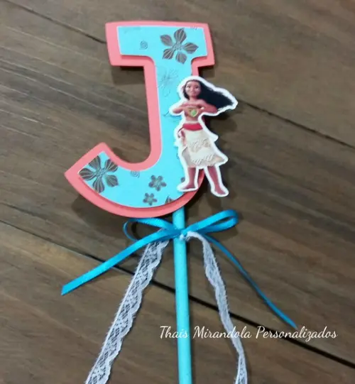10 toppers Alto 3D Moana, com canudo de papel