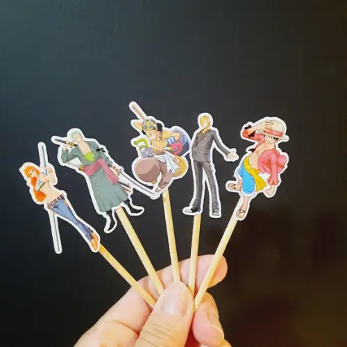 30 toppers Simples One Peace, com palitinho
