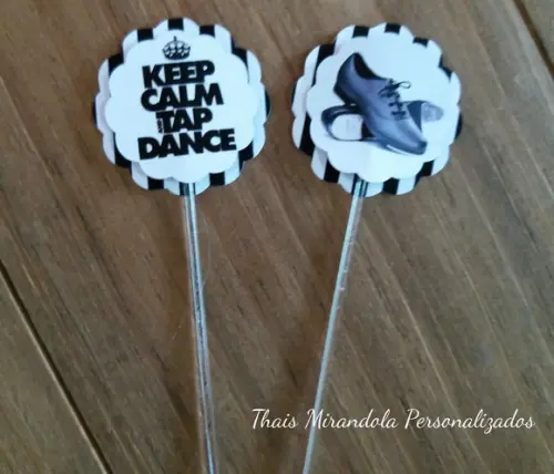 30 toppers 3D Sapateado, com palitinho