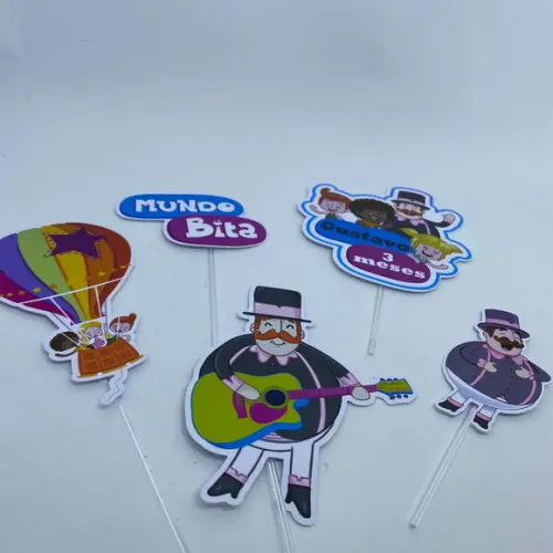 Topo de Bolo Bita