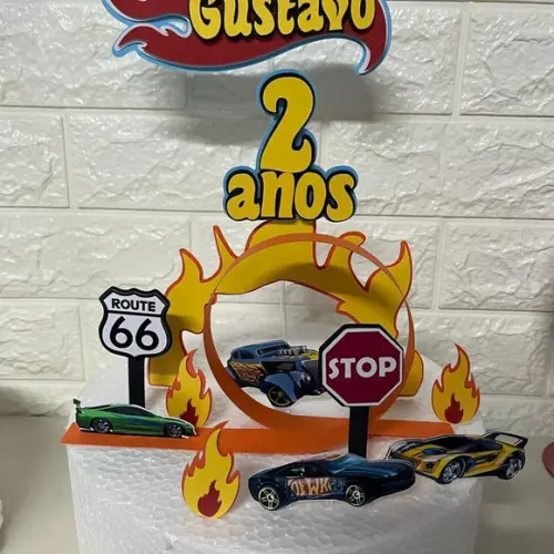 Topo de Bolo Hot Whells