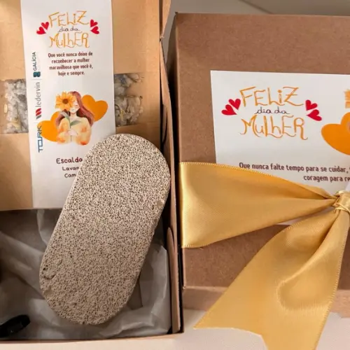 Kit Relax | Escalda Pés, Pedra Pomes, Creme de Mão e Chá