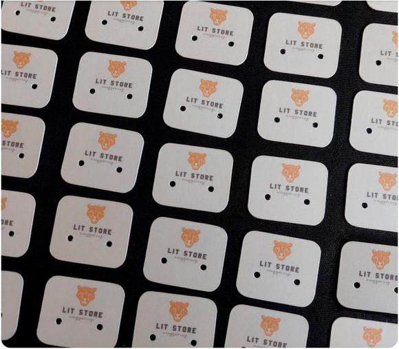 100 Mini Tags P Brinco Fundo Branco ou Clarinho H01