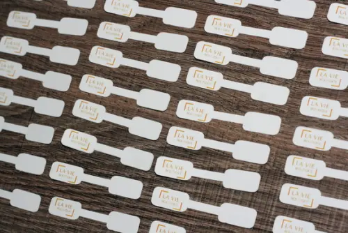 100 Tags Anel, Colar Etc Fundo Branco ou Clarinho F01