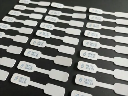 100 Tags Anel, Colar Etc Fundo Branco ou Clarinho F01