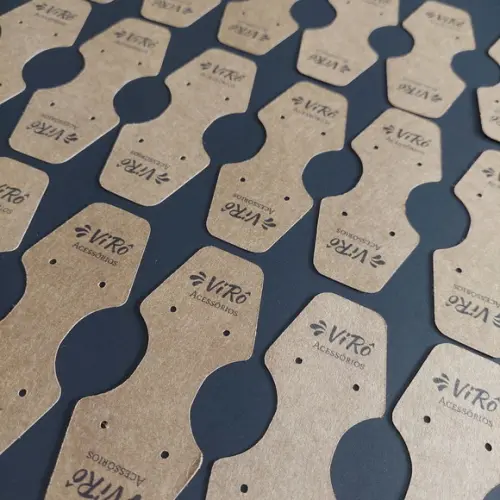 100 Tags Kraft Gravatinha c Sua Marca para Jóias Dk01