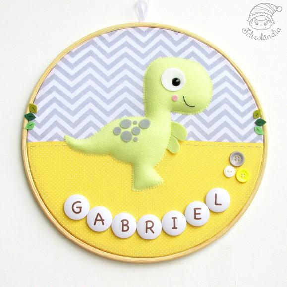 Enfeite de Porta Maternidade Dinossauro