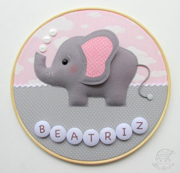 Enfeite de Porta Maternidade Elefante