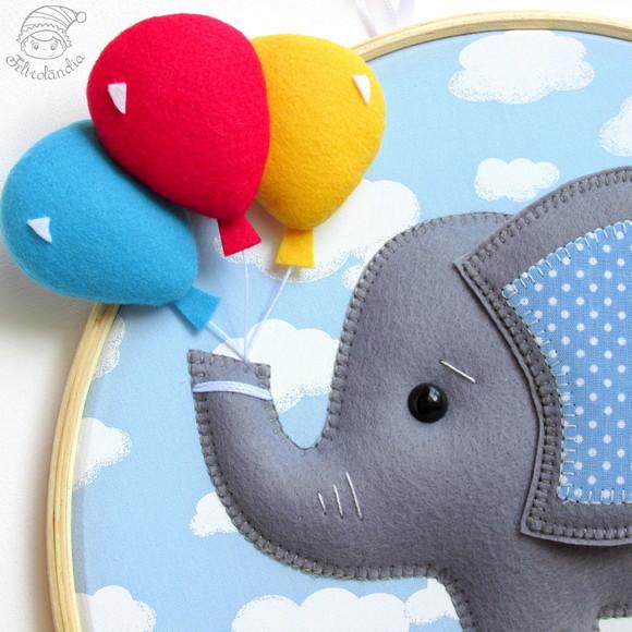Enfeite de Porta Maternidade Elefante com Balões