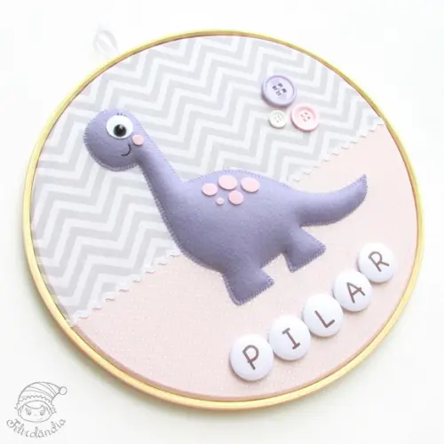 Enfeite de Porta Maternidade Dinossauro - Menina