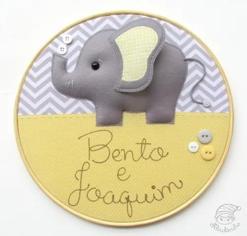 Enfeite de Porta Maternidade Elefante Gêmeos