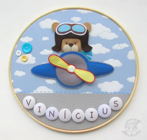 Enfeite de Porta Maternidade Urso Aviador