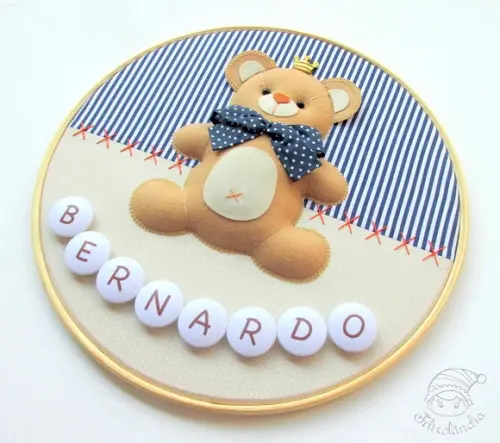 Enfeite de Porta Maternidade Urso Coroa