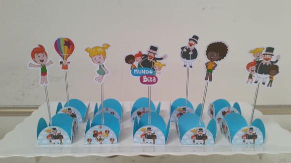 Kit Festa Toppers e Forminhas para Doces Mundo Bita 2