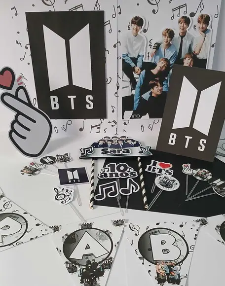 Kit Festa Só Um Bolinho Banda Bts