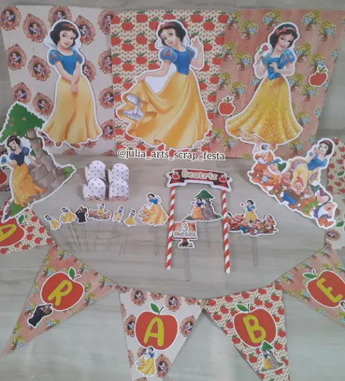 Kit Festa Só Um Bolinho Branca de Neve