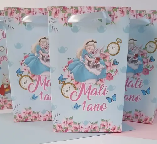 Sacolinha Personalizada Alice no País das Maravilhas 2