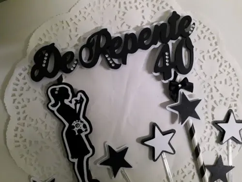 Topo de Bolo/cake Topper de Repente 40 Preto e Branco