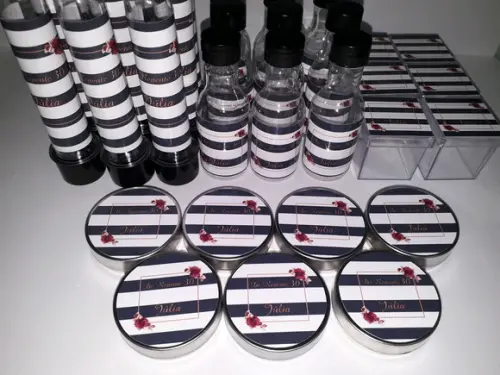 Kit Personalizado Preto e Branco 40 Peças