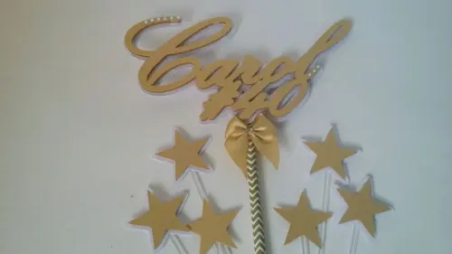 Topo de Bolo/cake Topper Dourado