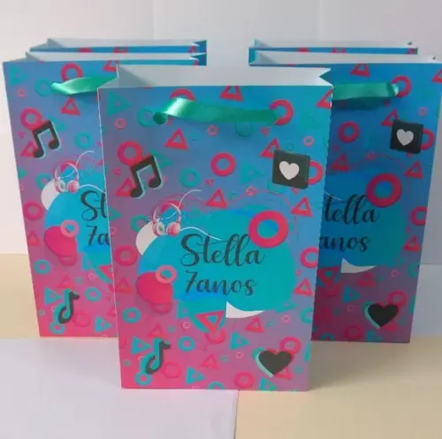 Sacolinha Personalizada Tik Tok- Leia a Descrição