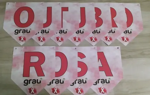Bandeirolas Outubro Rosa