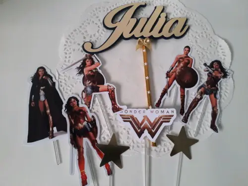 Topo de Bolo/cake Topper Mulher Maravilha 2