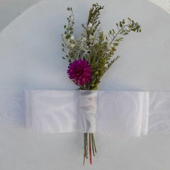 Kit com 10 Buquezinho de Flores Secas Lembrancinhas ,caixas