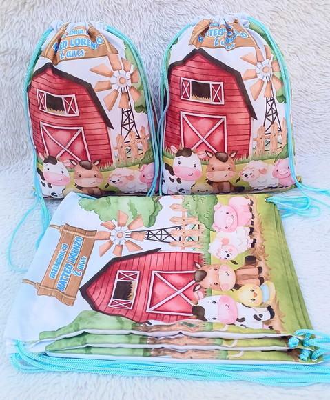 Almofada Contorno 21cm+mochila Saco Personalizada Fazendinha