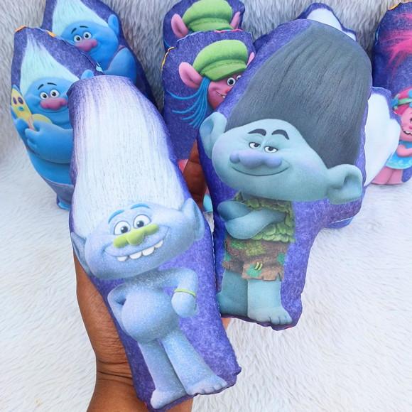 Almofada Contorno Personalizada Trolls 21cm
