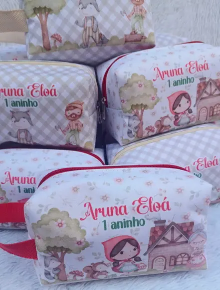 Necessárie Box Personalizada Chapeuzinho Vermelho