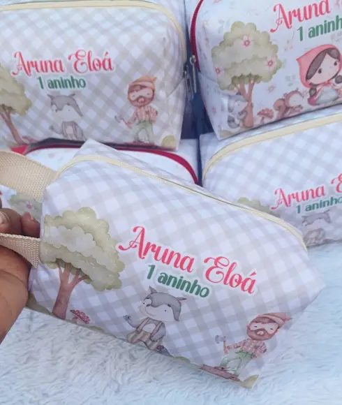 Necessárie Box Personalizada Chapeuzinho Vermelho
