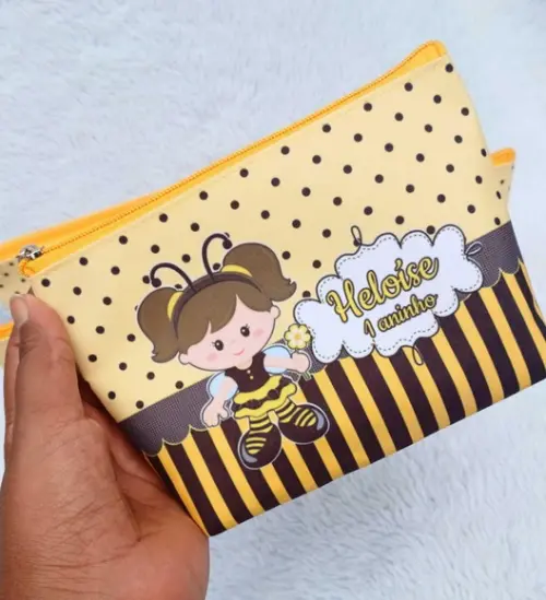 Necessarie Personalizada Abelhinha 17x15