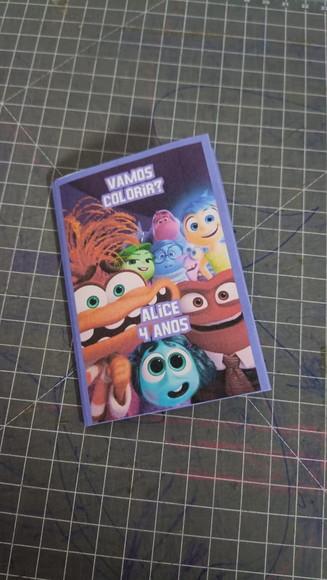 Arquivo de Corte Mini Livro de Colorir Dobrável
