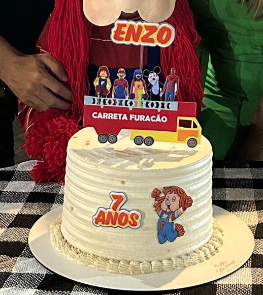 Arquivo de Corte Topo de Bolo Carreta Furacão e Fofão