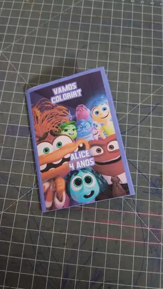 Arquivo de Corte Mini Livro de Colorir Dobrável