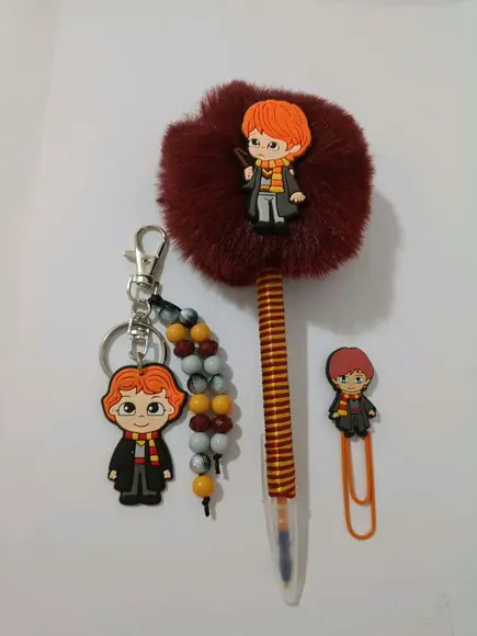 Kit Harry Potter Caneta Pompom + Chaveiro + Clips Decorado
