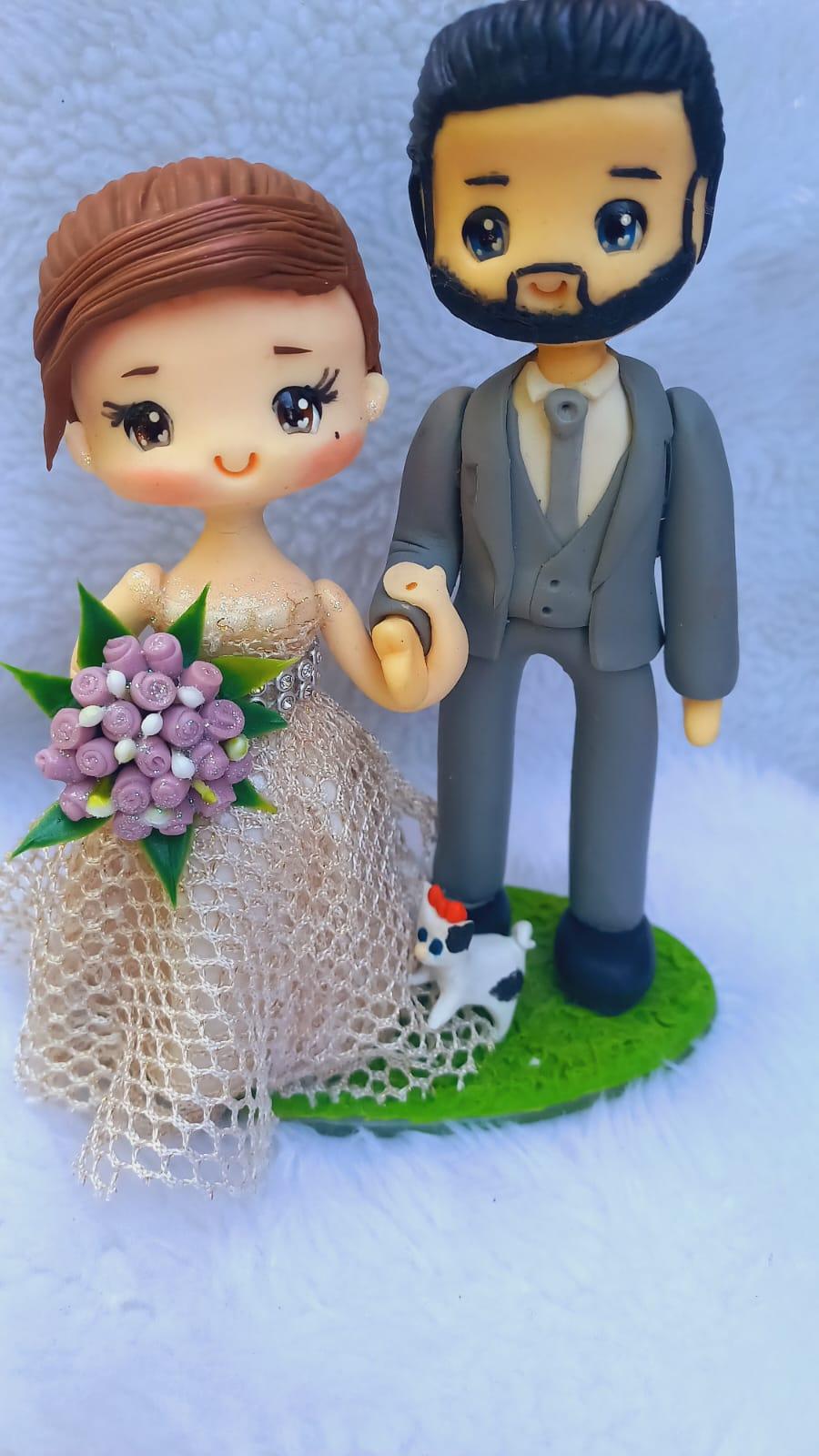 Topo de bolo biscuit noivinhos para casamento 3