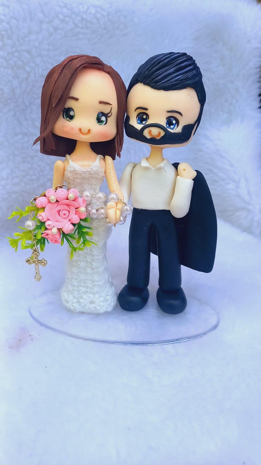 Topo de bolo biscuit noivinhos para casamento 4