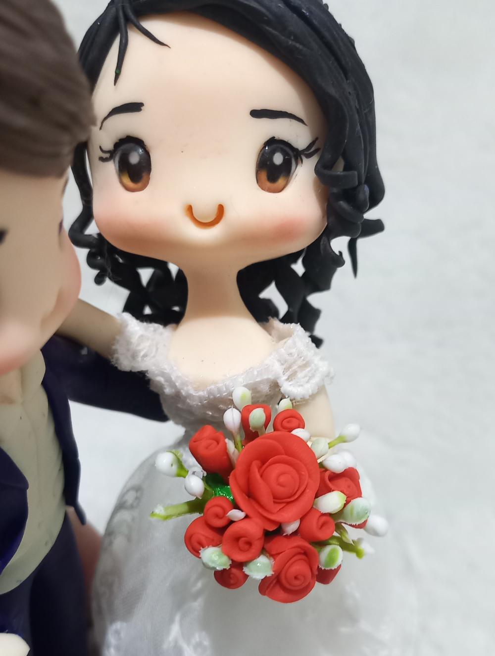 Topo de bolo biscuit noivinhos para casamento 8