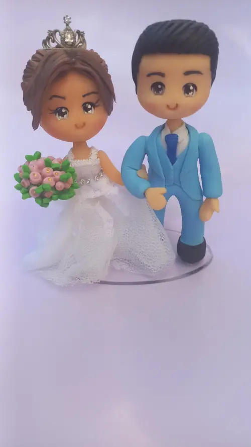 Topo de bolo biscuit noivinhos para casamento 6