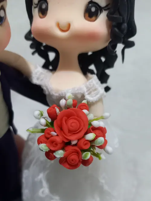 Topo de bolo biscuit noivinhos para casamento 8