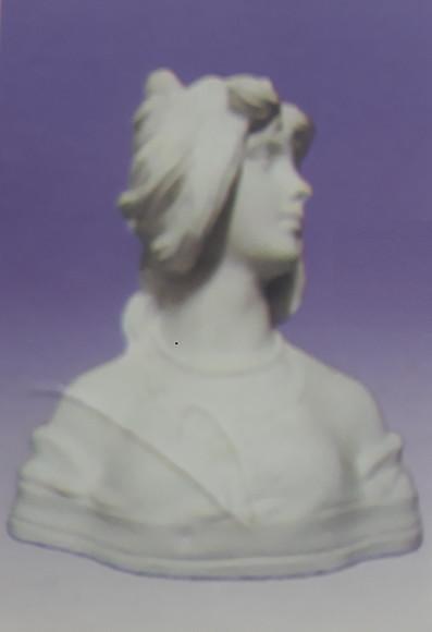 Busto Cigana Imagem Mestra Luziara da Jurema em Gesso Cru
