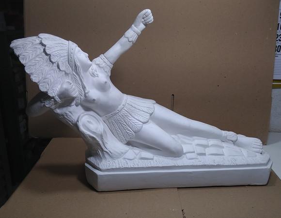 Cabocla Flecheira Imagem Cabocla Iracema em Gesso Cru